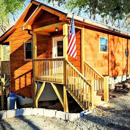 New Serene, Fun & Comfy Cabin- Covered Deck, Grill, Arcade Мърфи Екстериор снимка